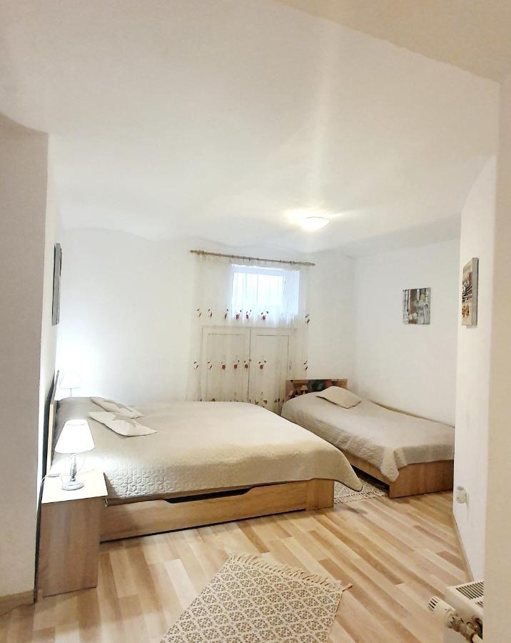 Apartamento Castelului 1 Braşov Exterior foto